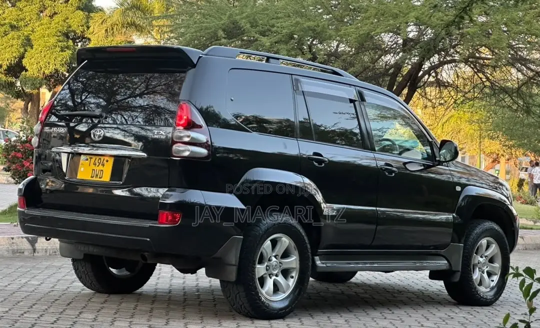 Toyota Land Cruiser Prado 2006 Black