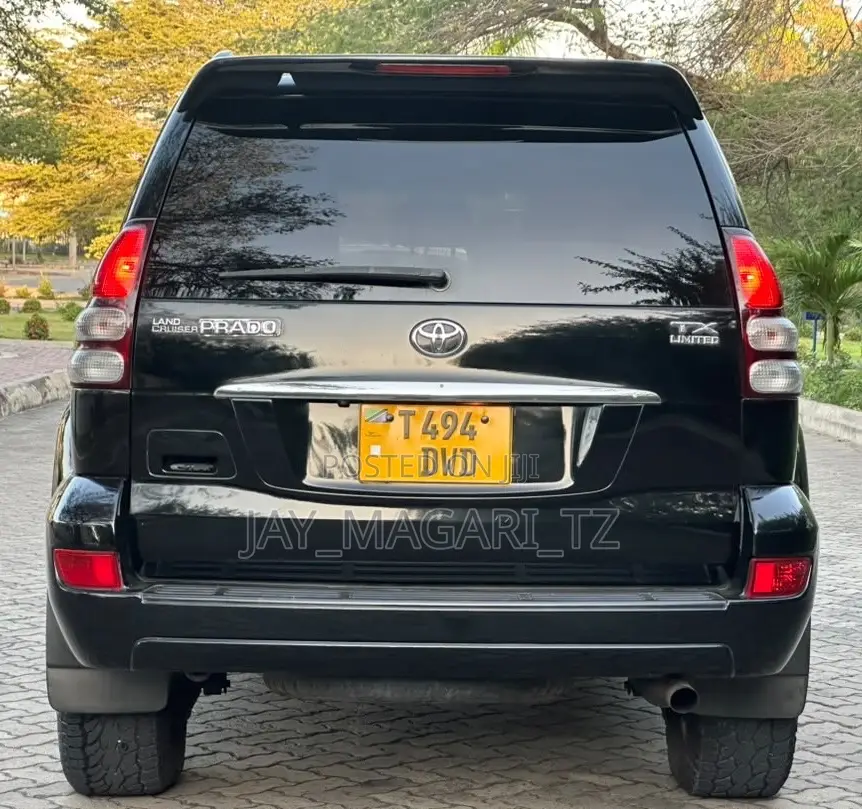 Toyota Land Cruiser Prado 2006 Black