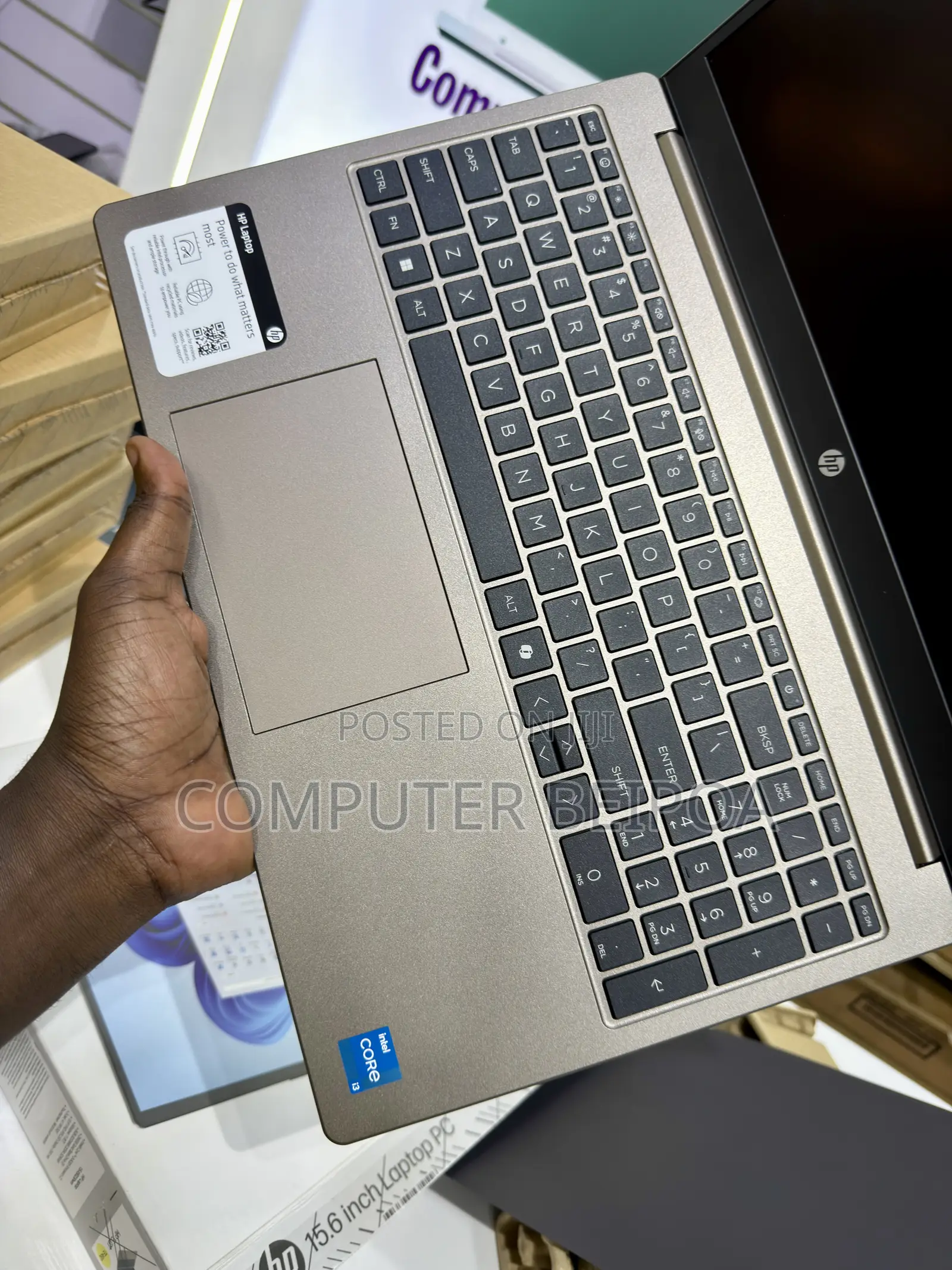 New Laptop HP 15 8GB Intel Core i3 SSD 256GB