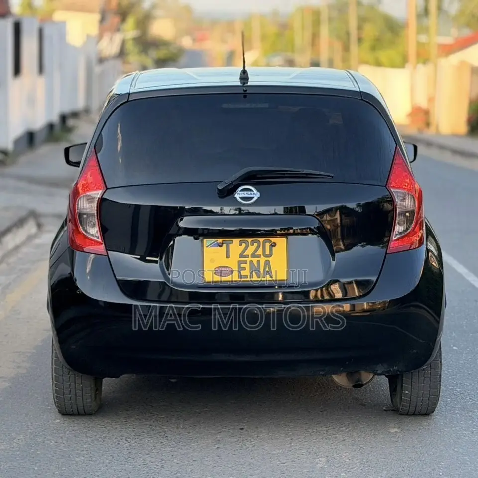 Nissan Note 1.2 Petrol 2013 Black