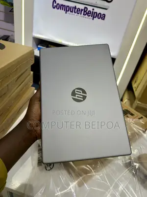 New Laptop HP 240 8GB Intel Core i3 SSD 512GB