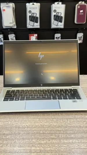Laptop HP EliteBook 830 G7 8GB Intel Core i5 SSD 256GB
