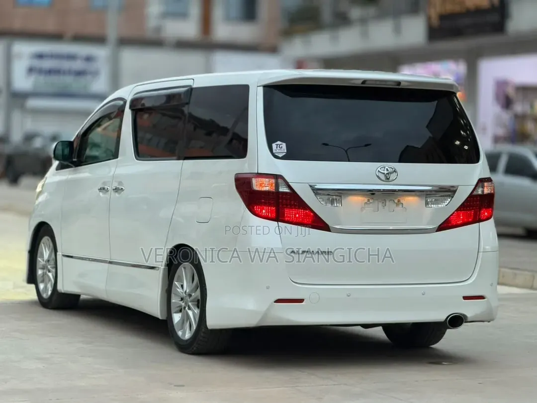 Toyota Alphard 2012 White
