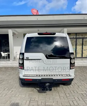 Land Rover Discovery 2013 White