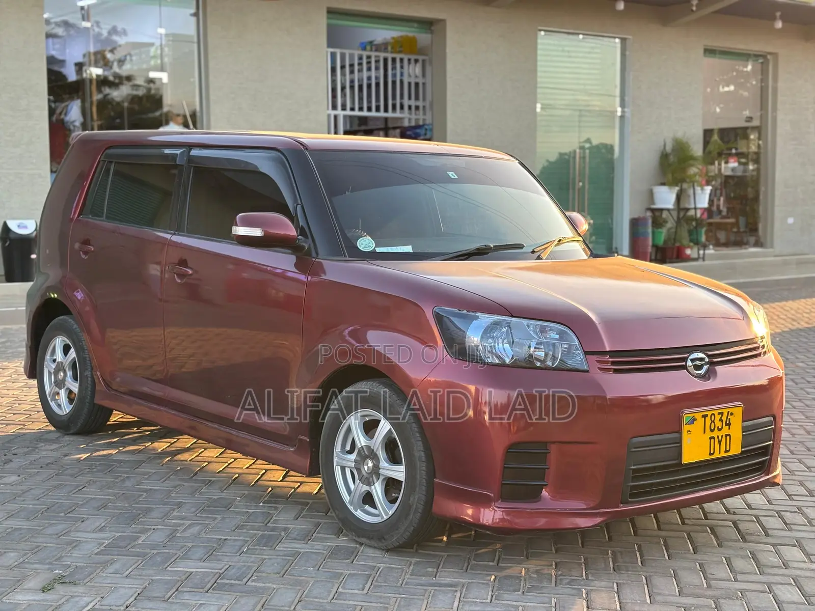 Toyota Rumion 1.5 FWD 2021 Maroon