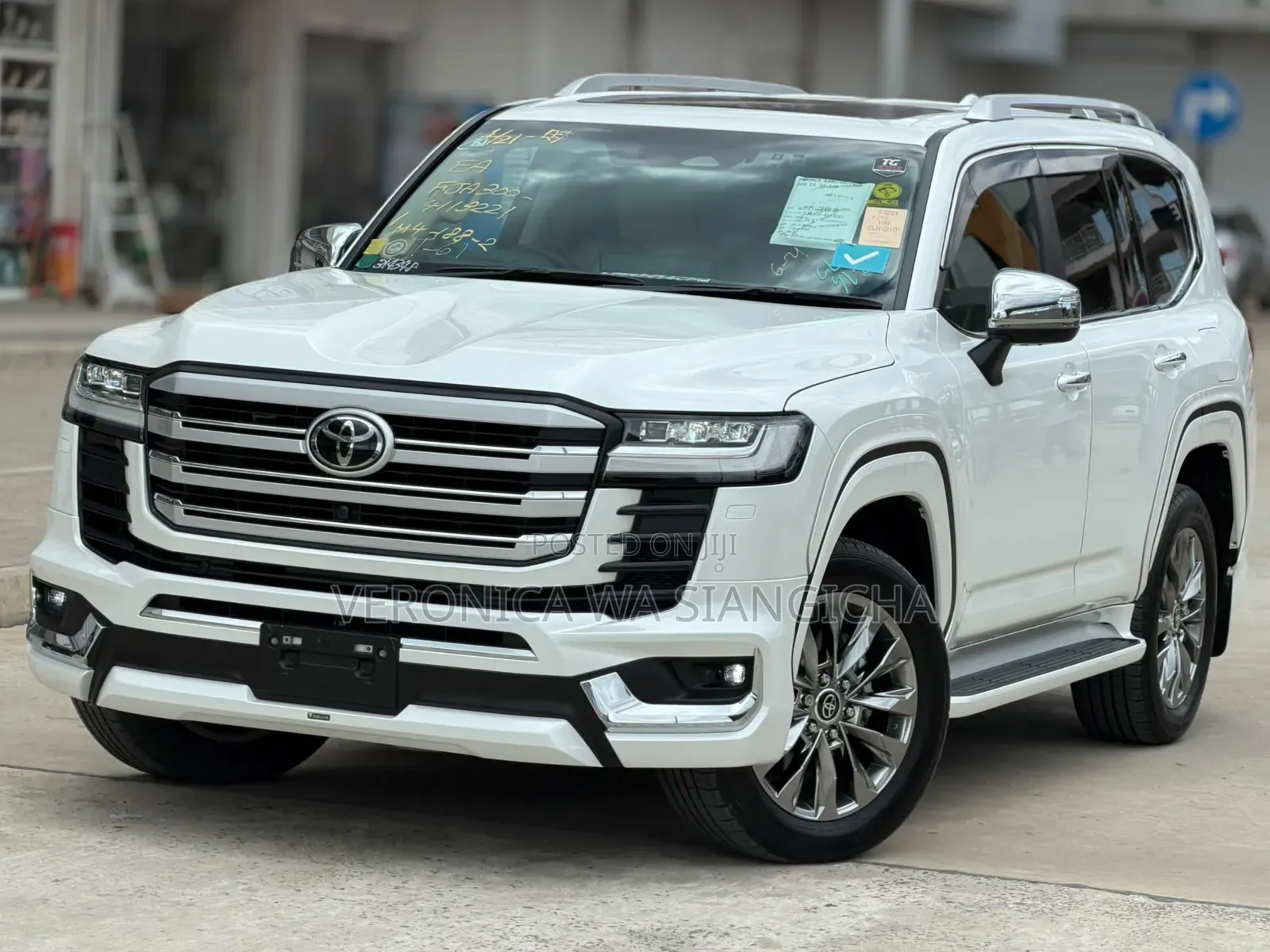 Toyota Land Cruiser Prado 2025 White