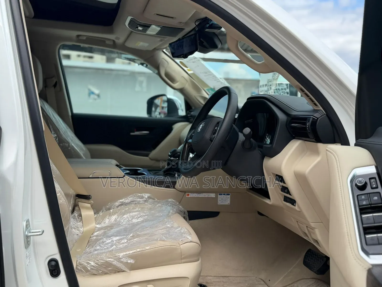 Toyota Land Cruiser Prado 2025 White