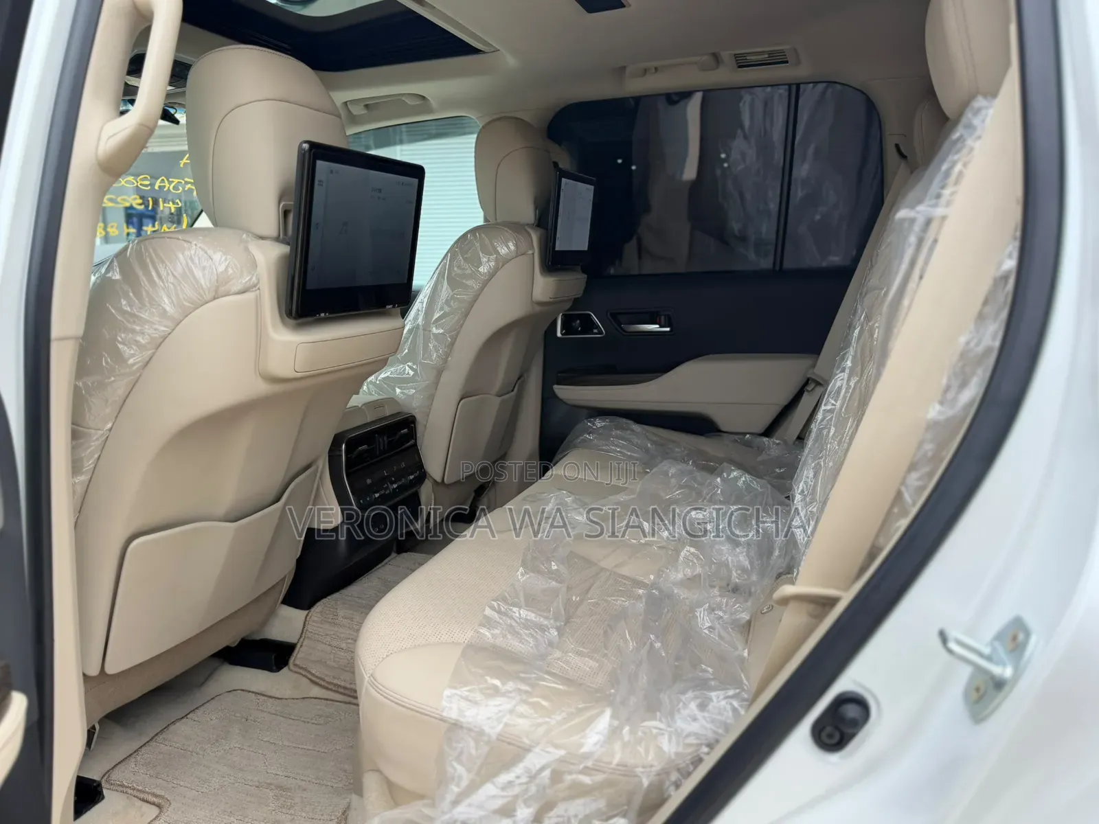 Toyota Land Cruiser Prado 2025 White