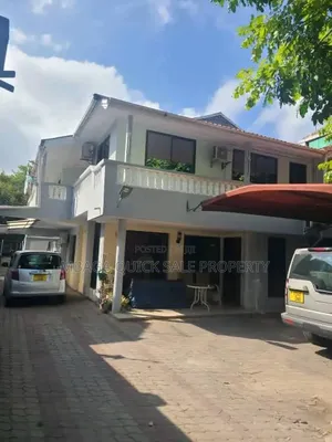 10bdrm House in Ada Estate for sale