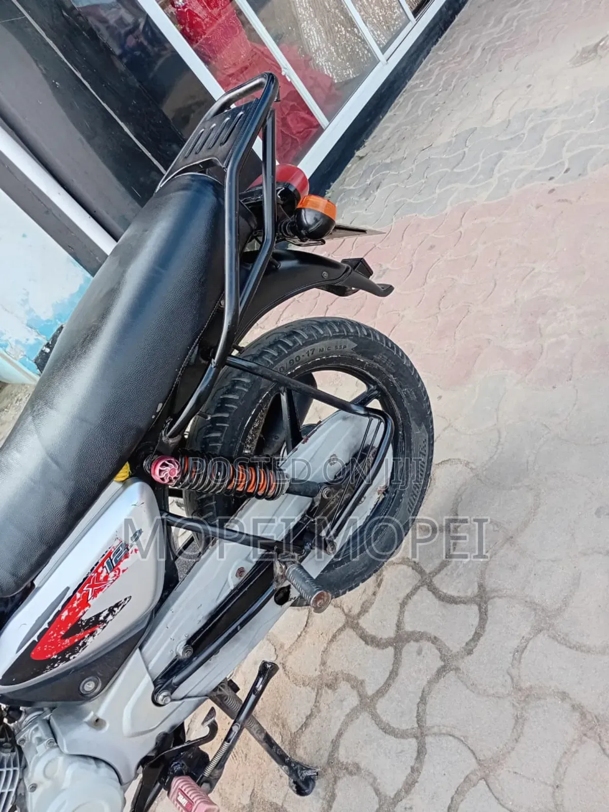 Bajaj Boxer 125 2021 Black