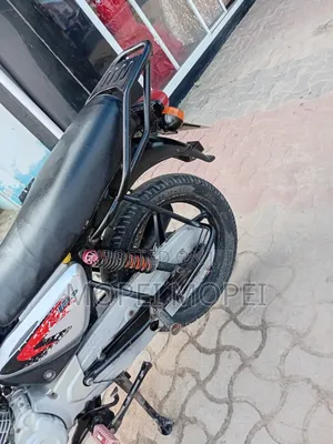 Bajaj Boxer 125 2021 Black