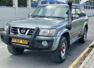 Nissan Patrol 2007 Silver
