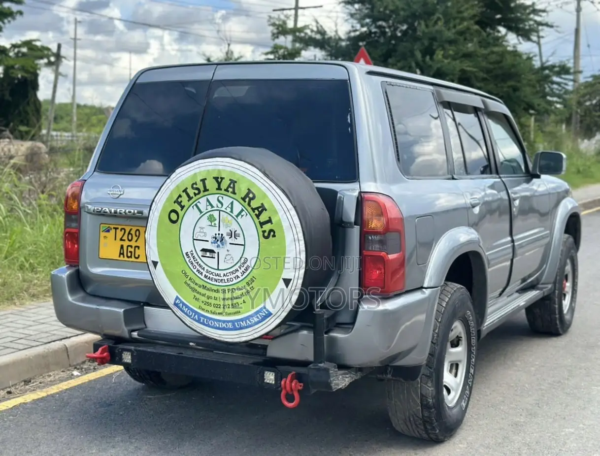 Nissan Patrol 2007 Silver