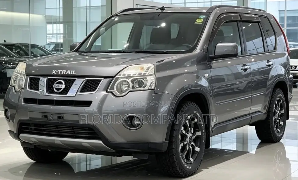 Nissan X-Trail 2011 Silver