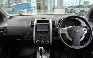Nissan X-Trail 2011 Silver