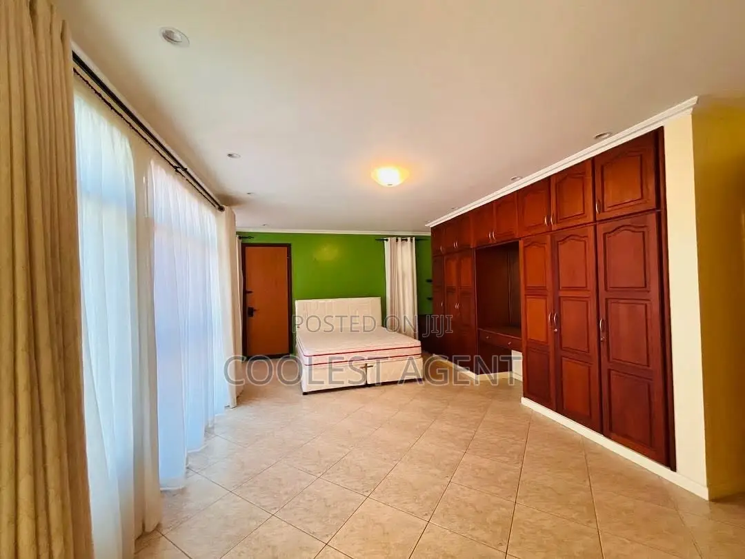 4bdrm Duplex in Coolest Estate, Masaki for rent