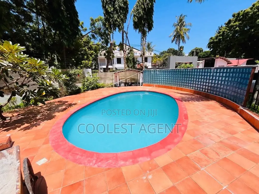 4bdrm Duplex in Coolest Estate, Masaki for rent