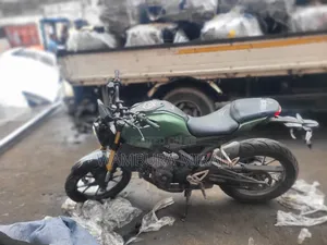 New Honda CB 2025 Black