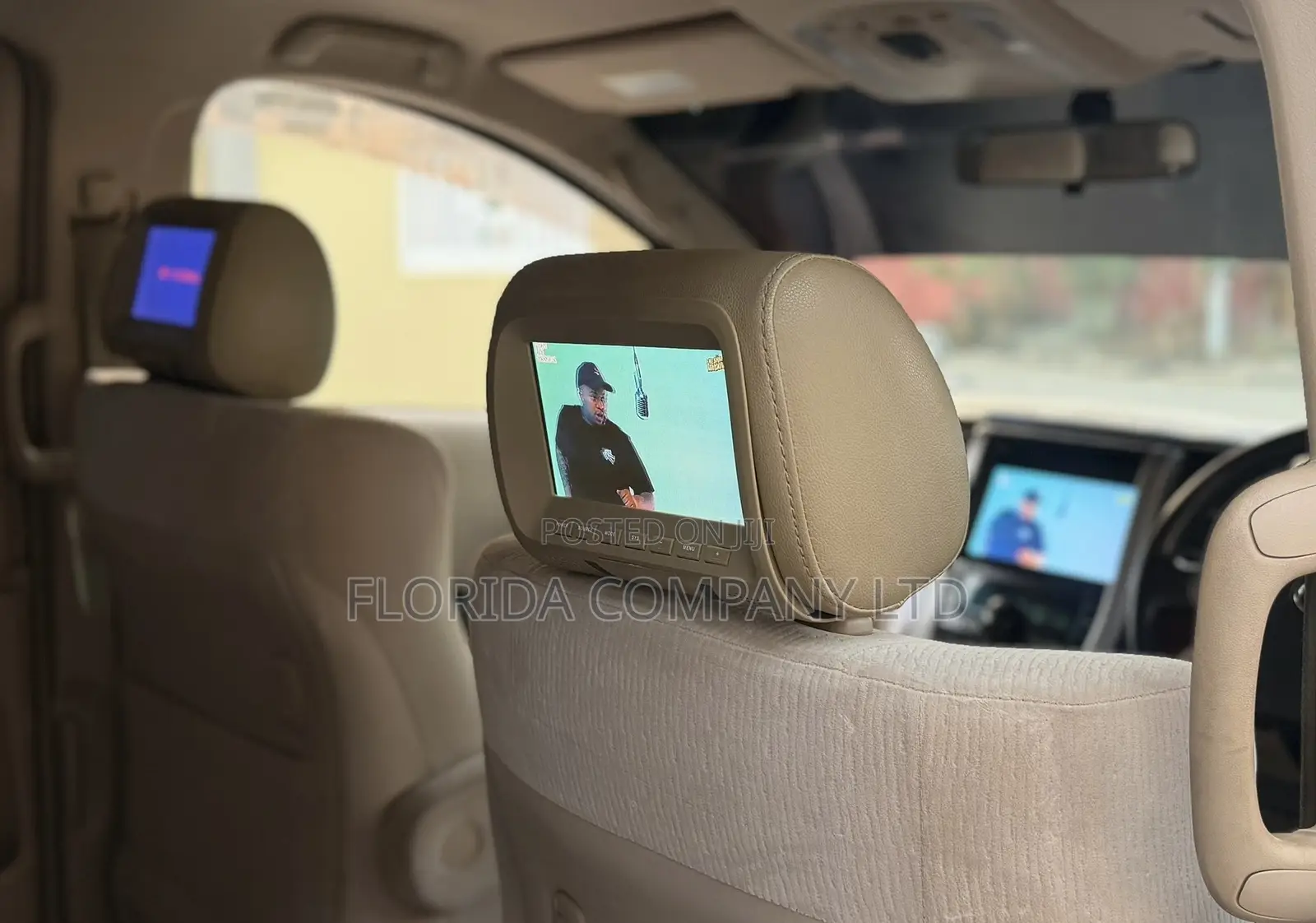 Toyota Vellfire 2009 White