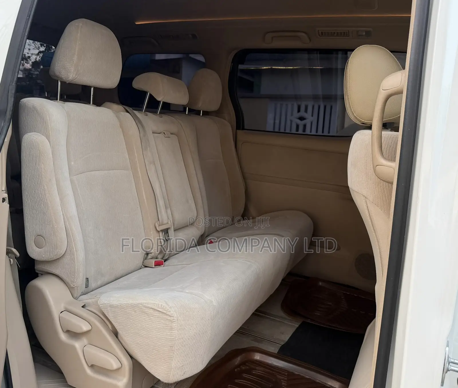 Toyota Vellfire 2009 White