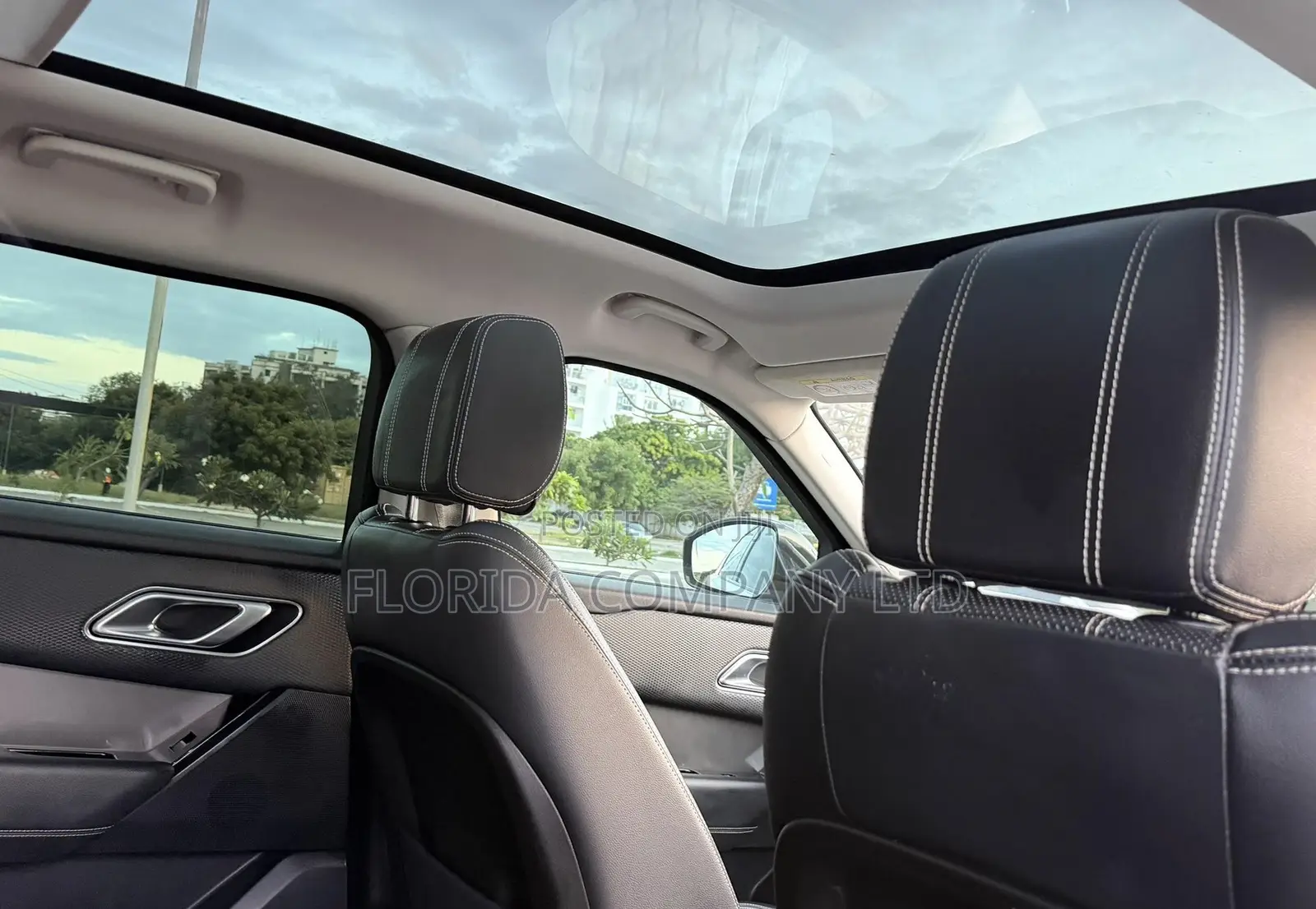 Land Rover Range Rover Velar 2022 White