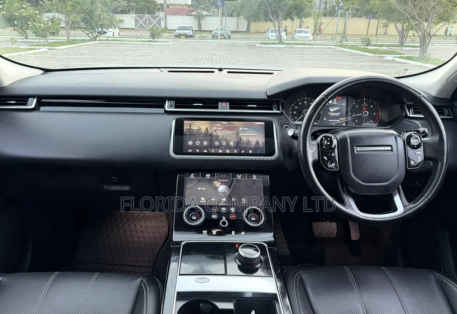 Land Rover Range Rover Velar 2022 White