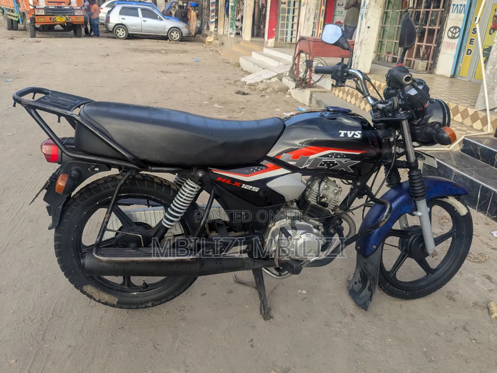 TVS HLX 125 2025 Black