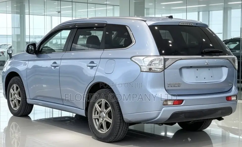 Mitsubishi Outlander 2013
