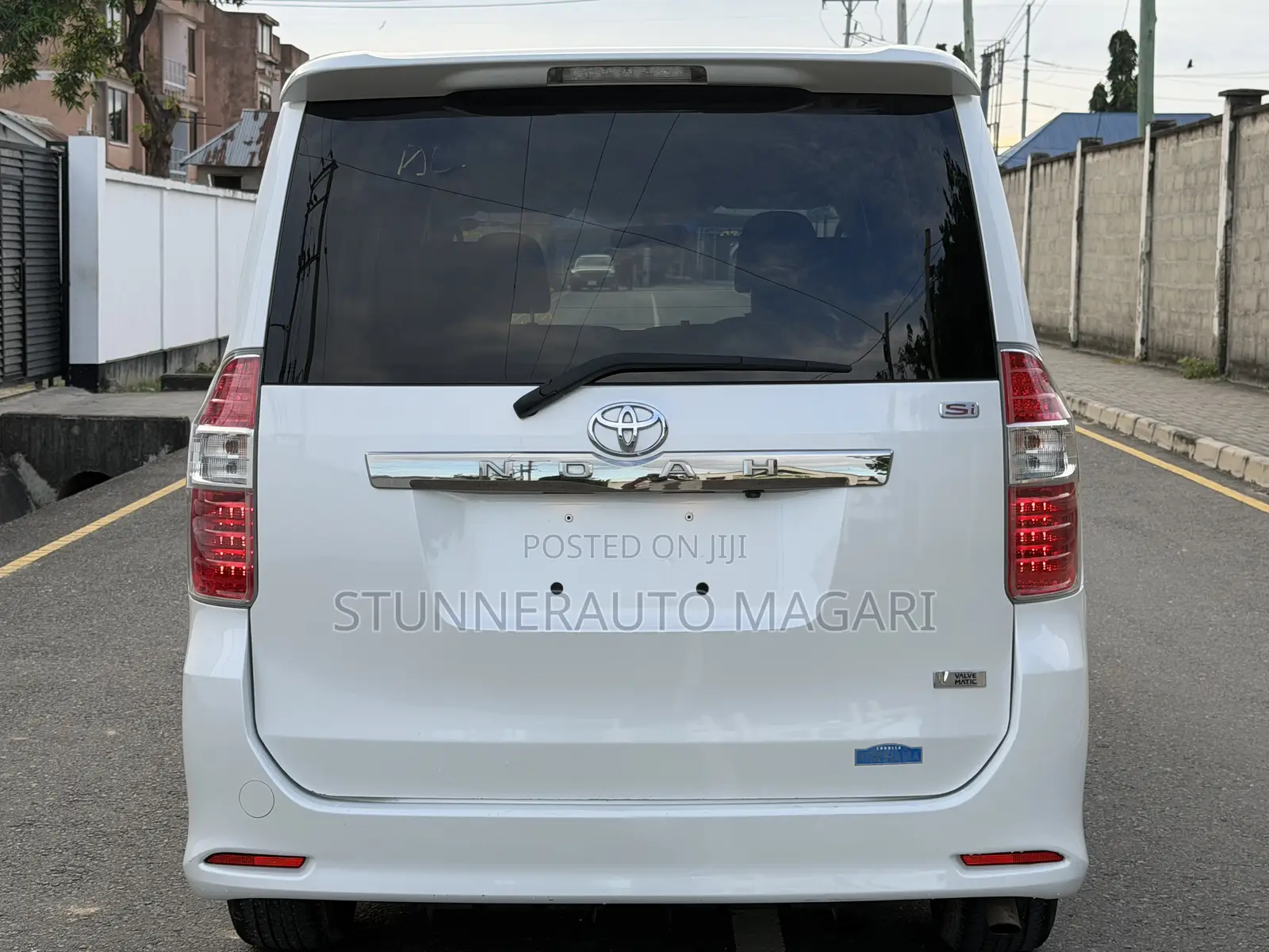 Toyota Noah 2008 Pearl