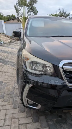 Subaru Forester 2015 Black