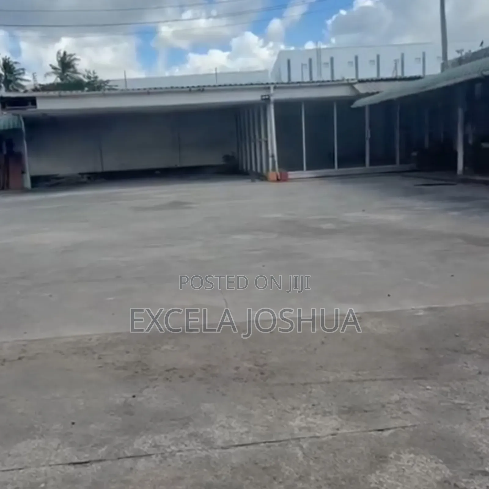 Yard Zinauzwa Kurasini