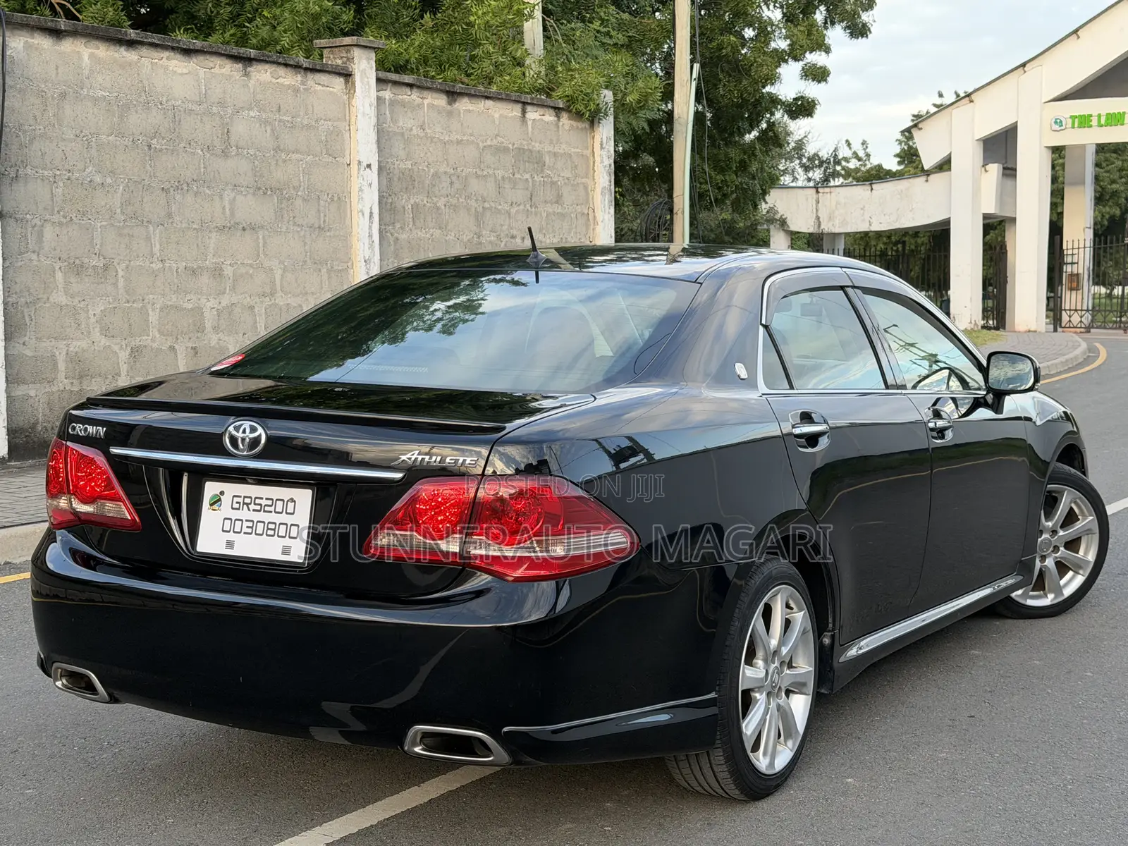 Toyota Crown 2009 Matt Black