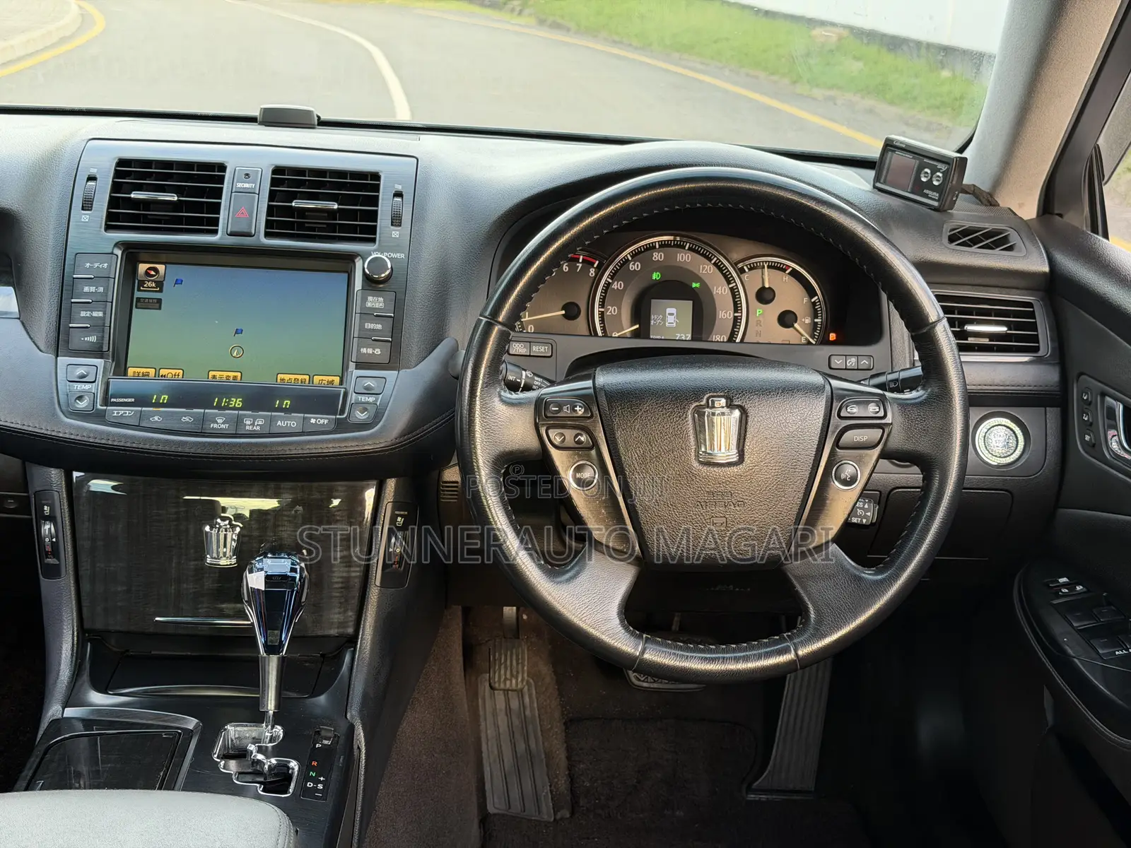 Toyota Crown 2009 Matt Black