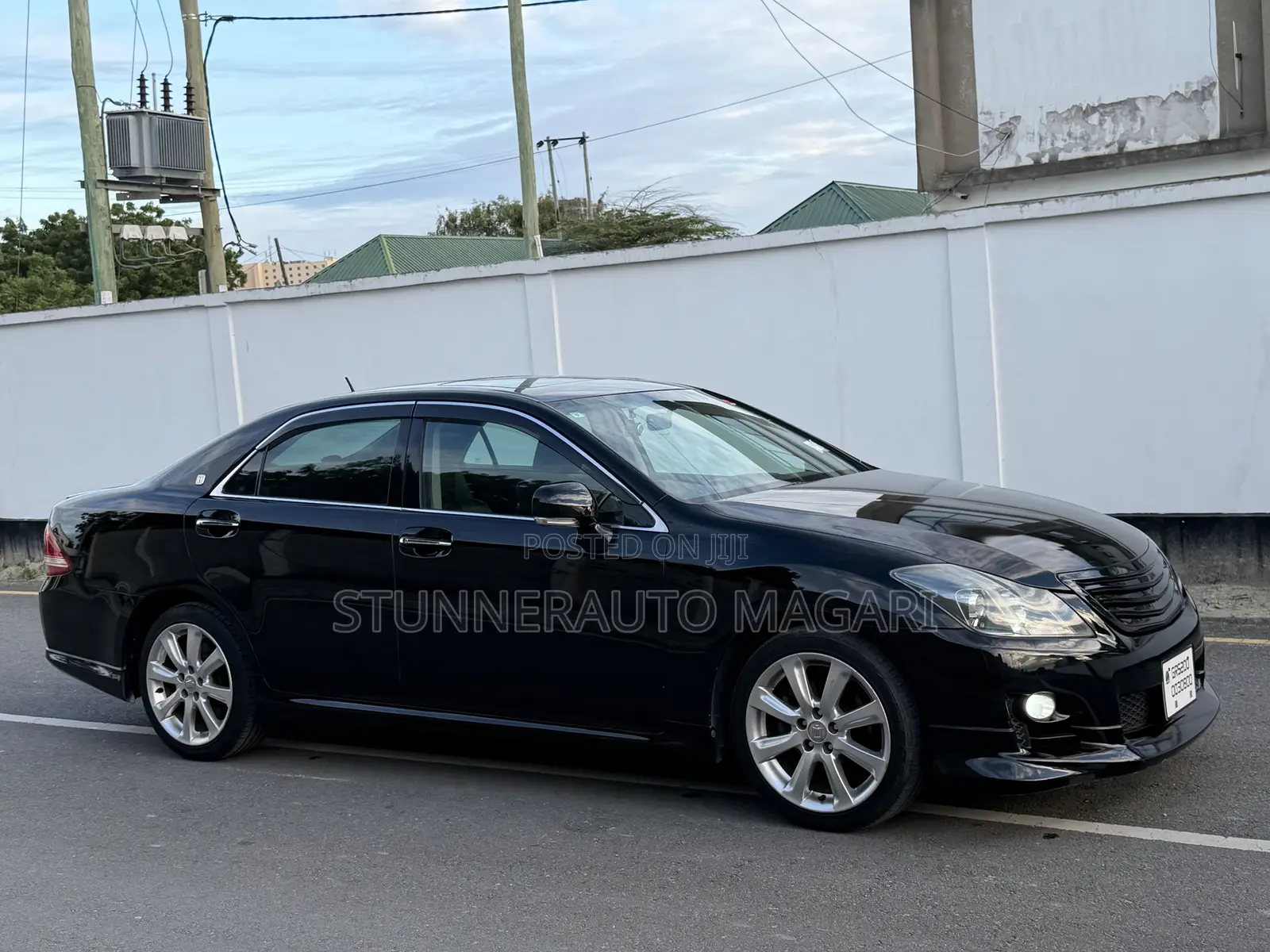 Toyota Crown 2009 Matt Black