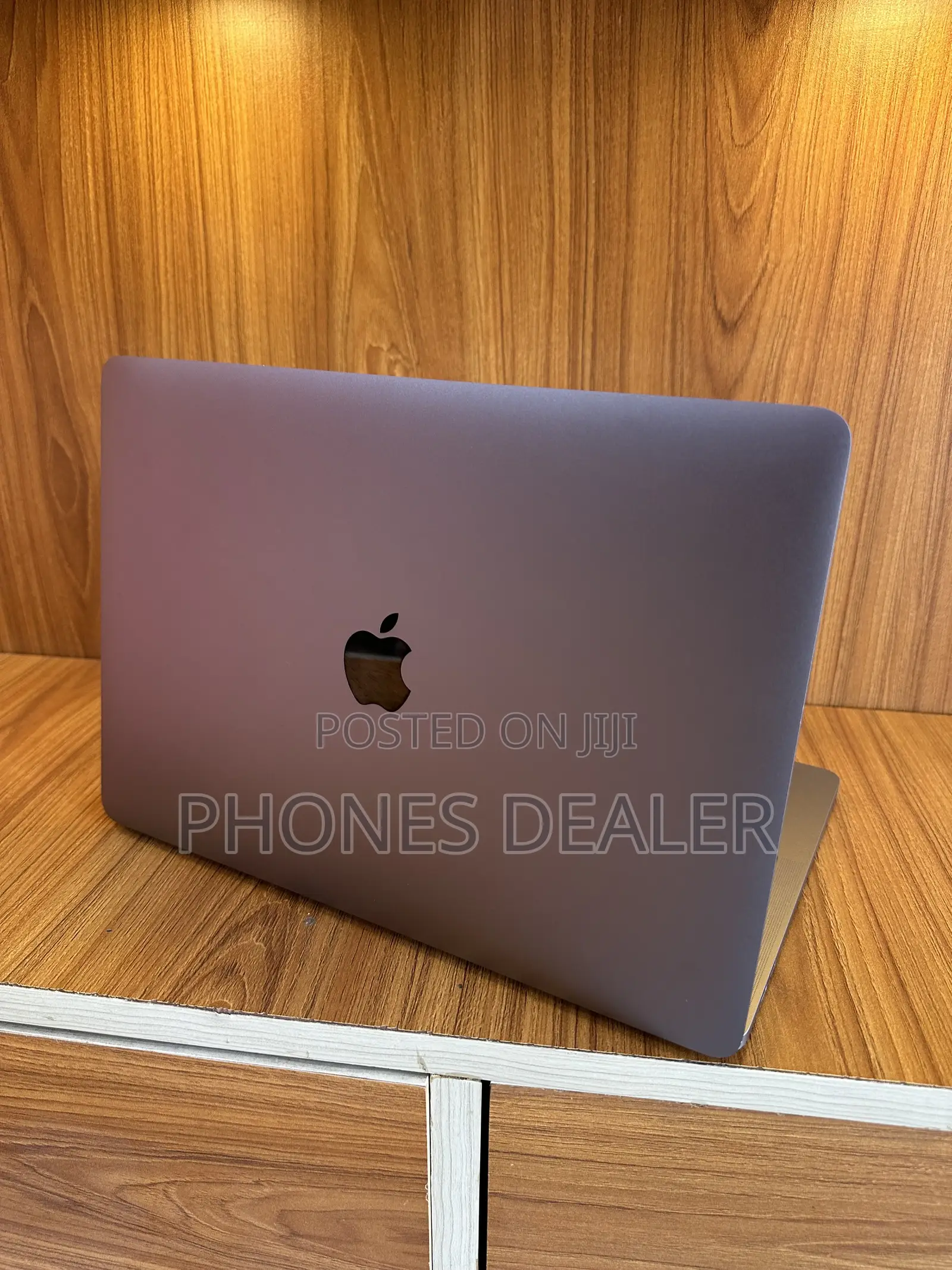 Laptop Apple MacBook Pro 2018 8GB Intel Core i5 SSD 256GB