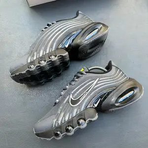 Nike Air Max Plus 3 Sneakers an Tpu Heel Clip Around Rear of the Shoe