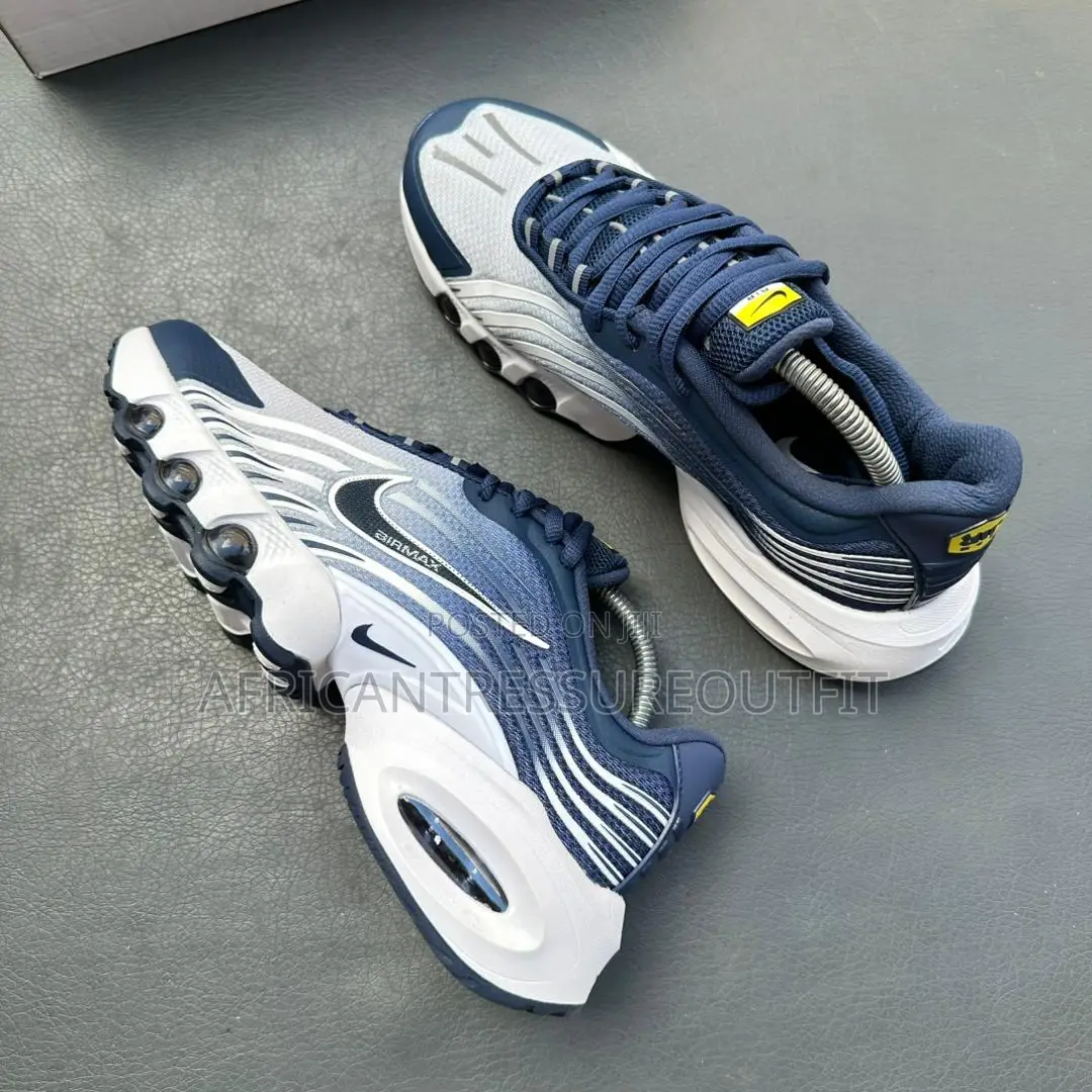 Nike Air Max Plus 3 Sneakers an Tpu Heel Clip Around Rear of the Shoe