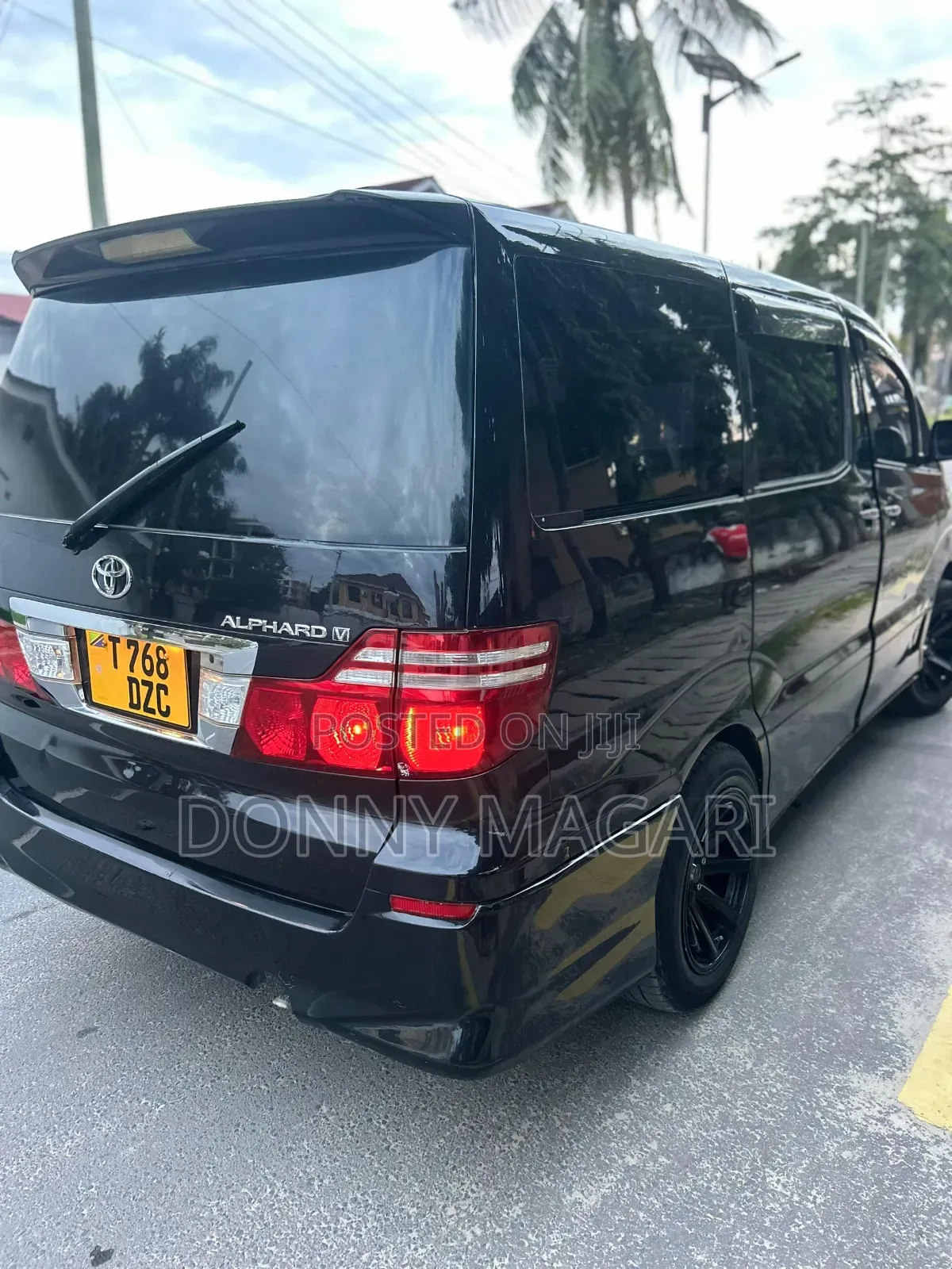 Toyota Alphard 2005 Black