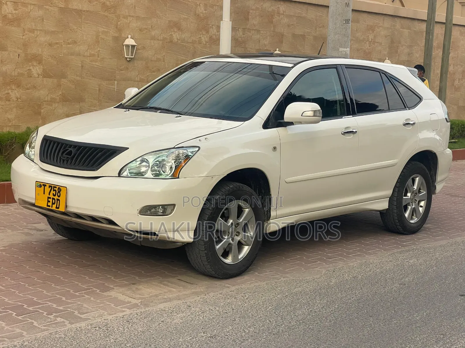 Toyota Harrier 2008 White