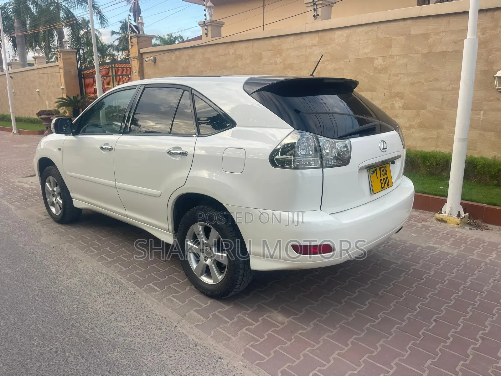 Toyota Harrier 2008 White