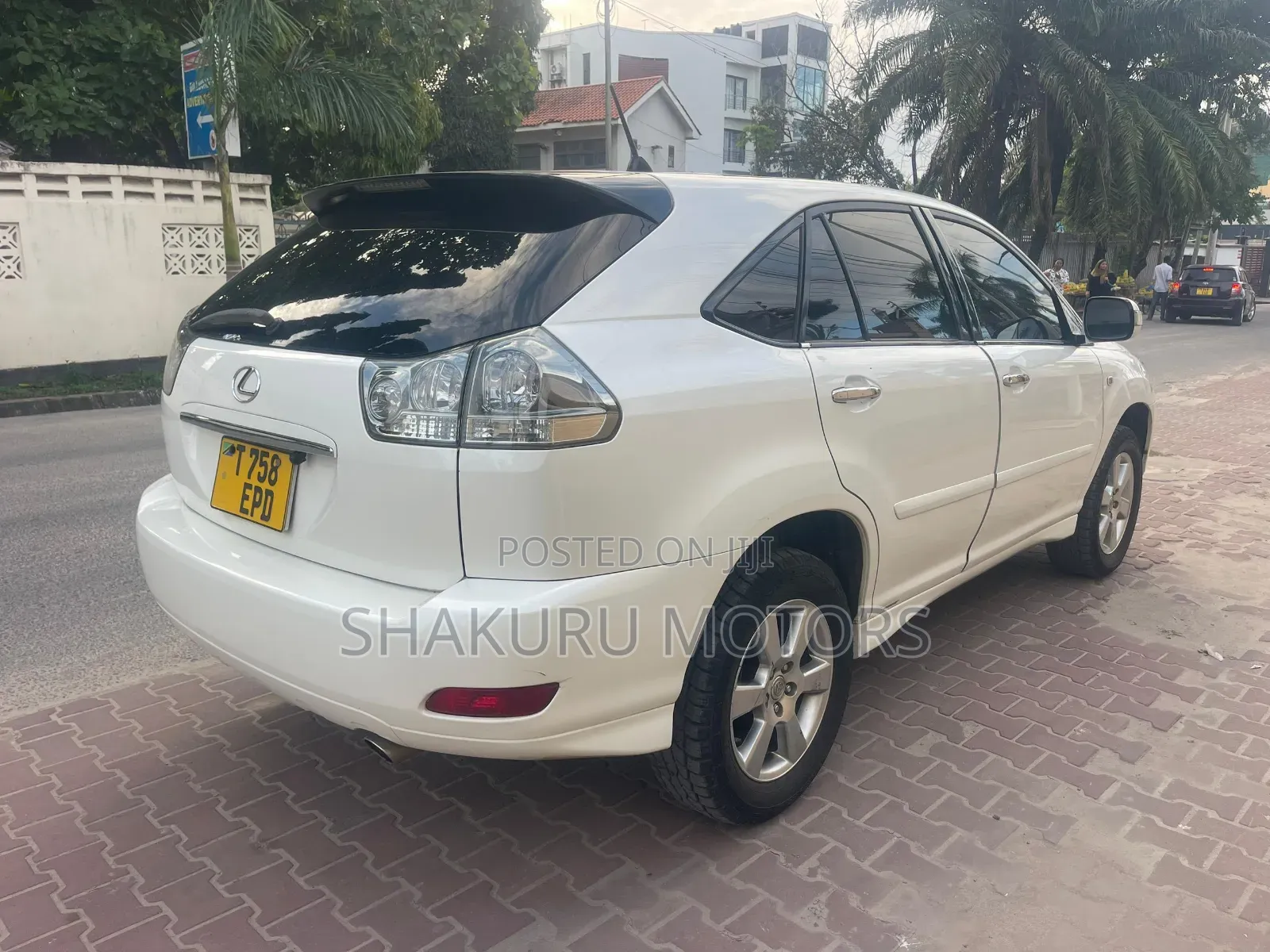 Toyota Harrier 2008 White