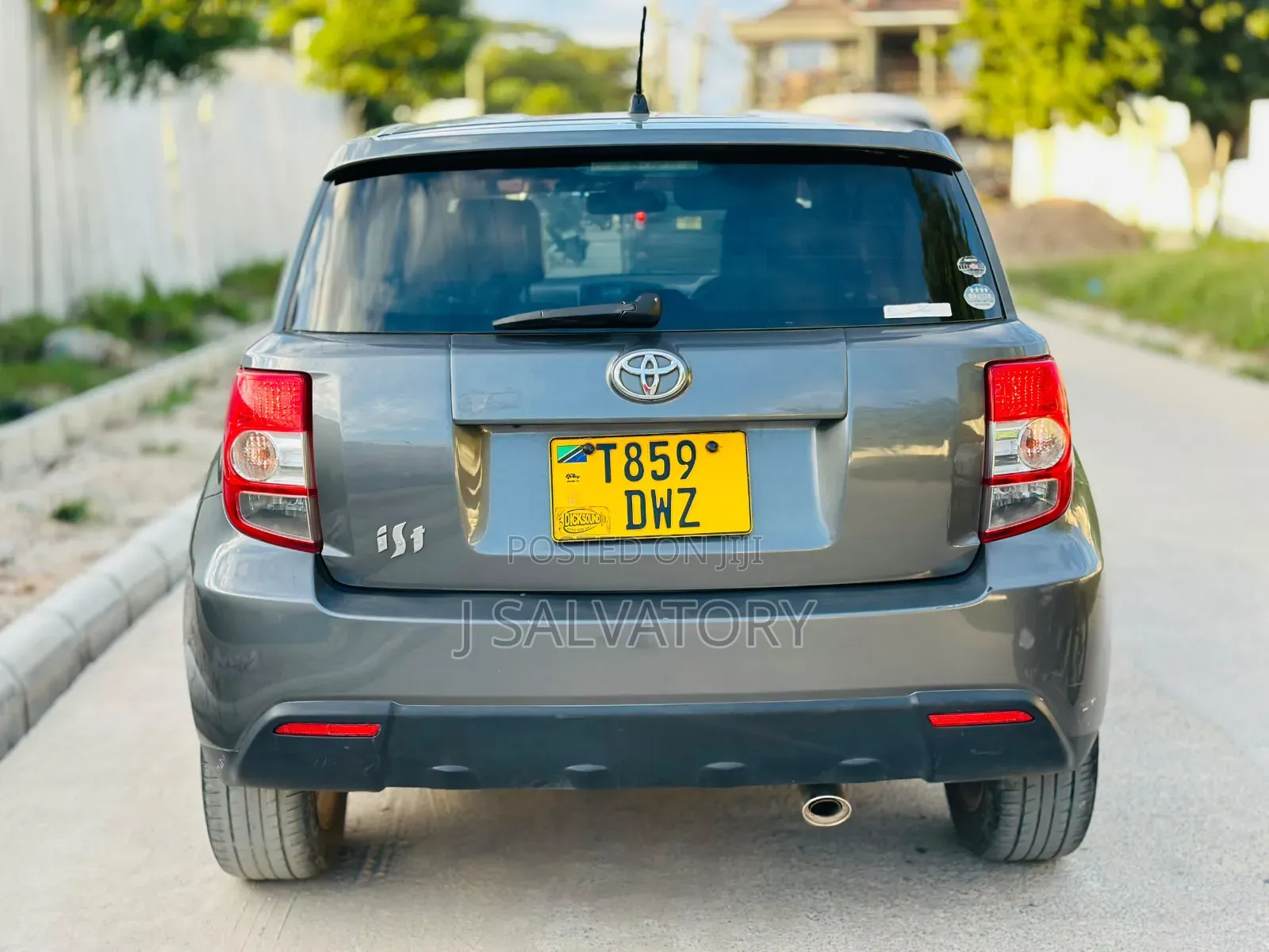 Toyota IST 2008 Gray