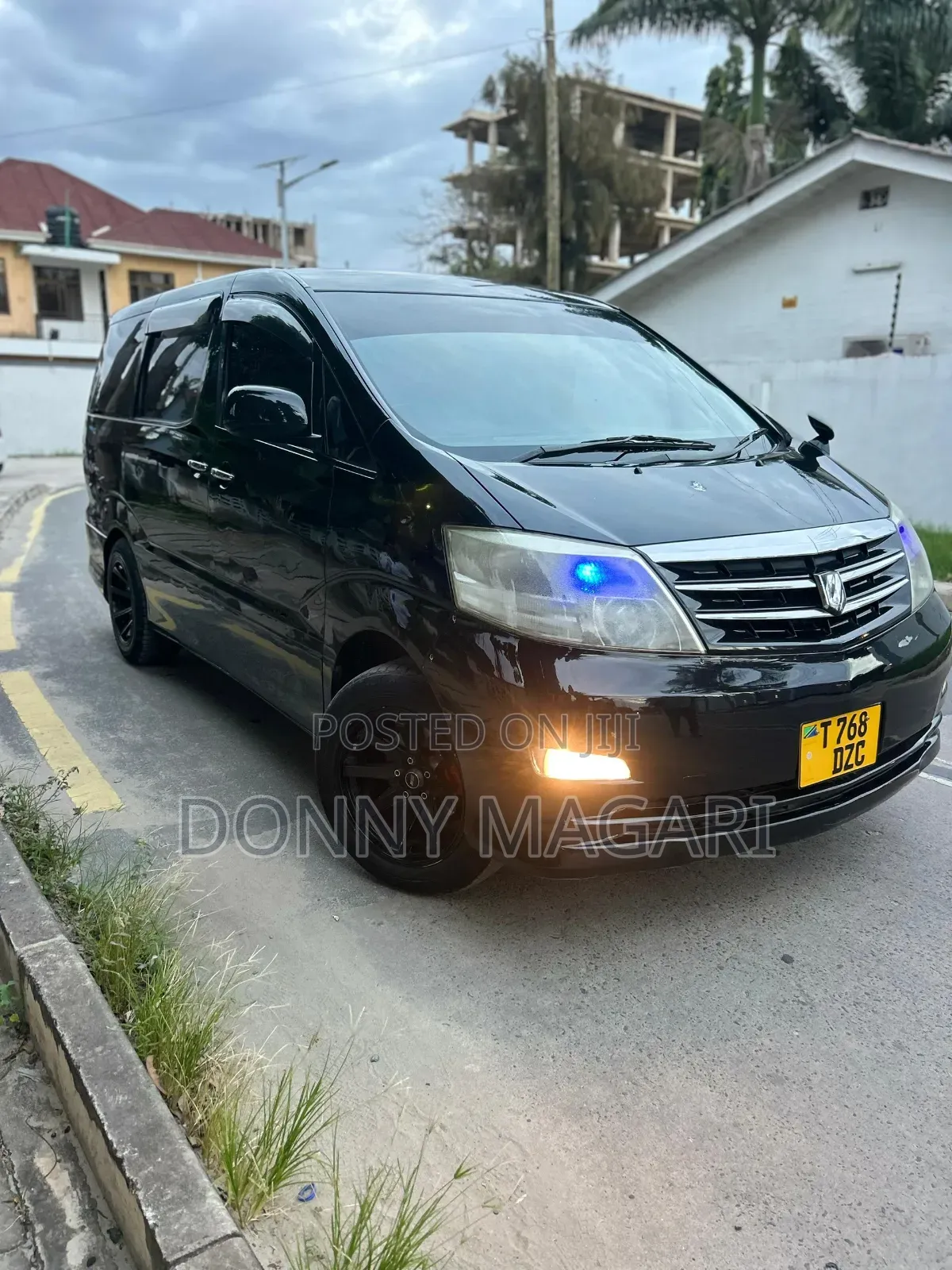 Toyota Alphard 2005 Black