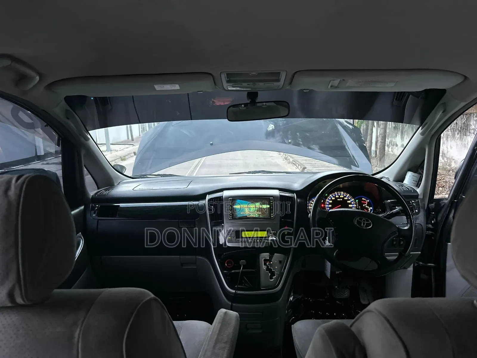 Toyota Alphard 2005 Black