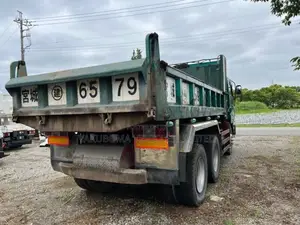 Isuzu Giga Truck