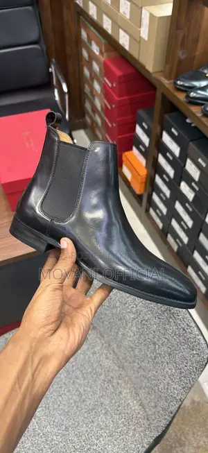 Premium Chelsea Boots