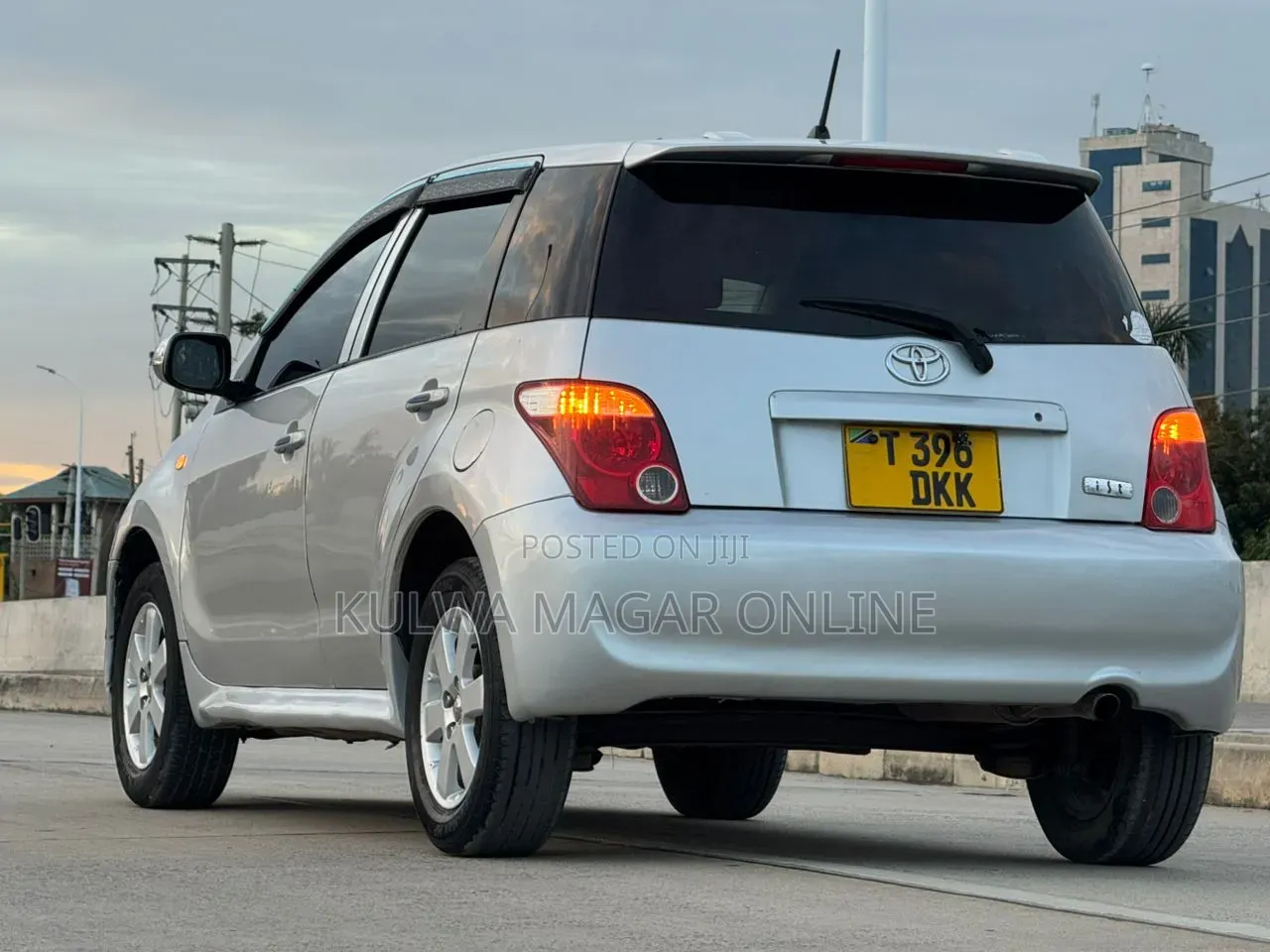 Toyota IST 2007 Silver