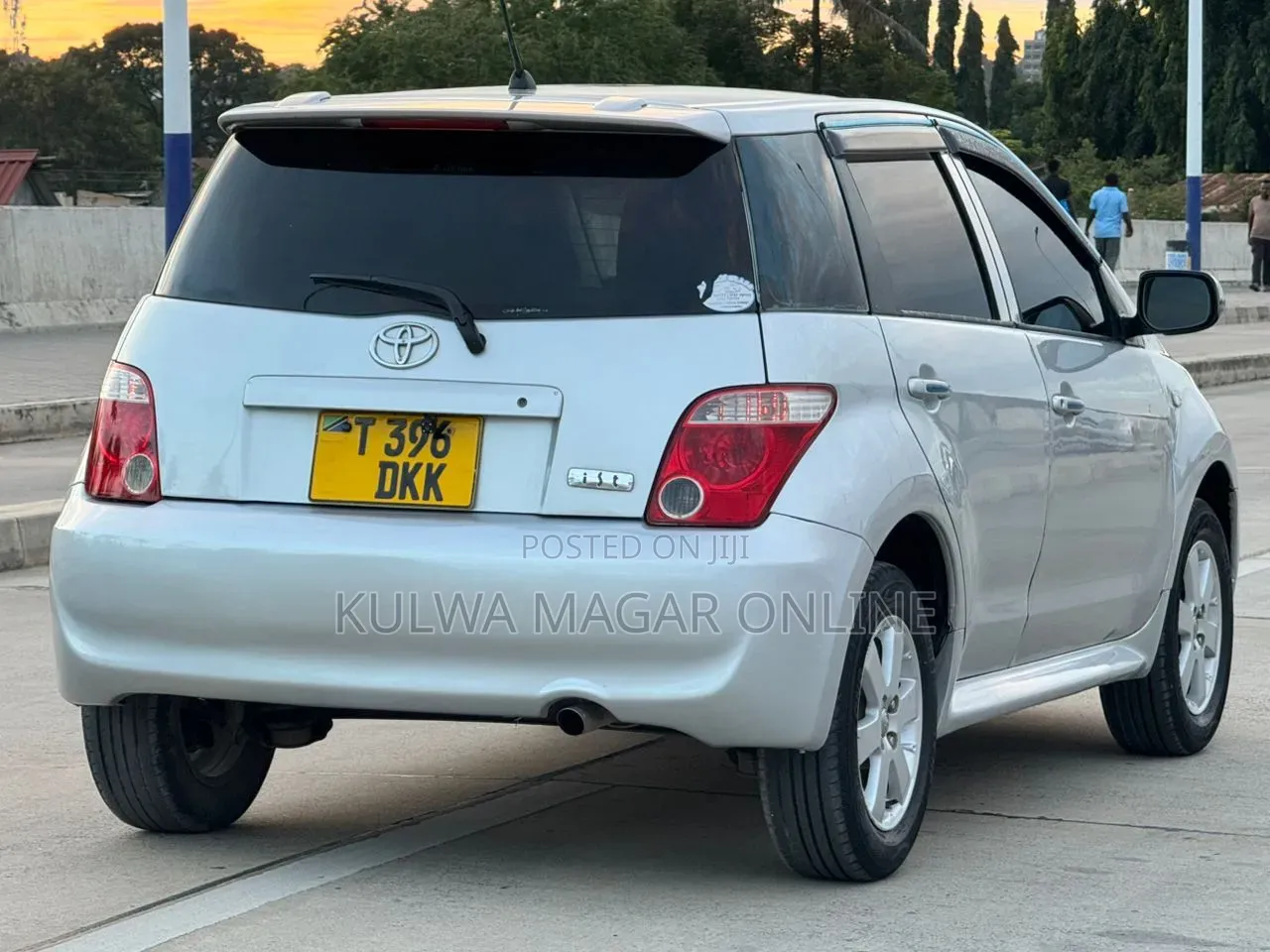 Toyota IST 2007 Silver