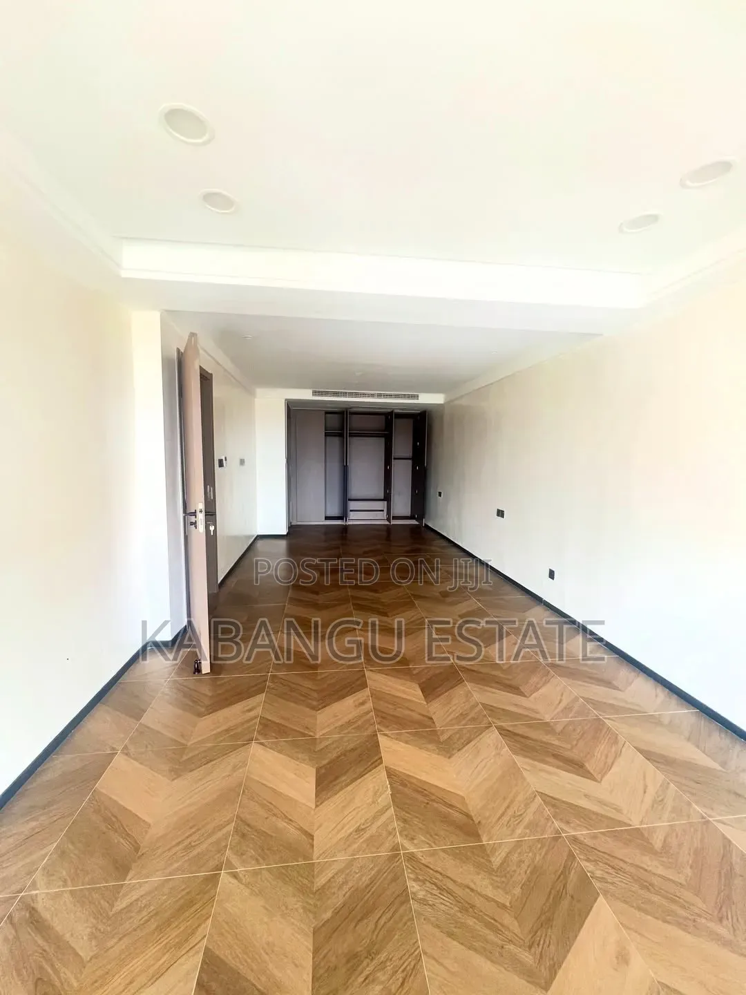 3bdrm Duplex in Oysterbay for rent