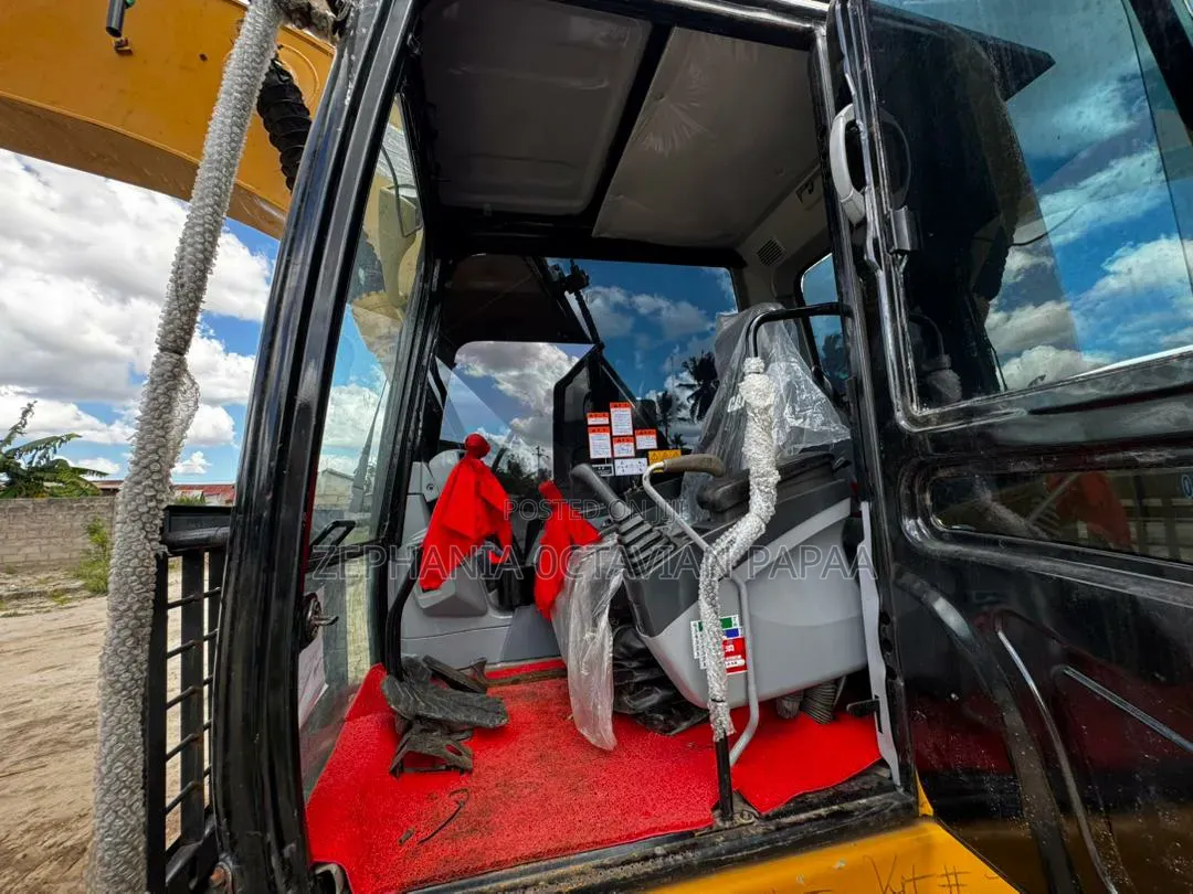 Excavator Caterpillar